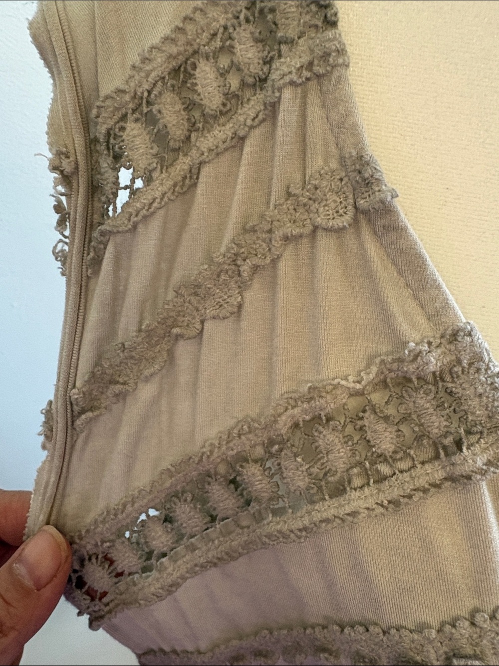 POL Taupe V-Neck Ruffle Trim Tank - Picture 2 of 4